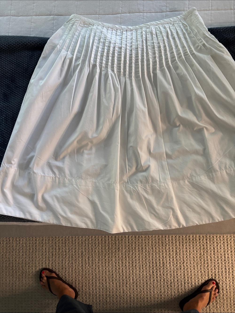 Free People White pin tucked skirt